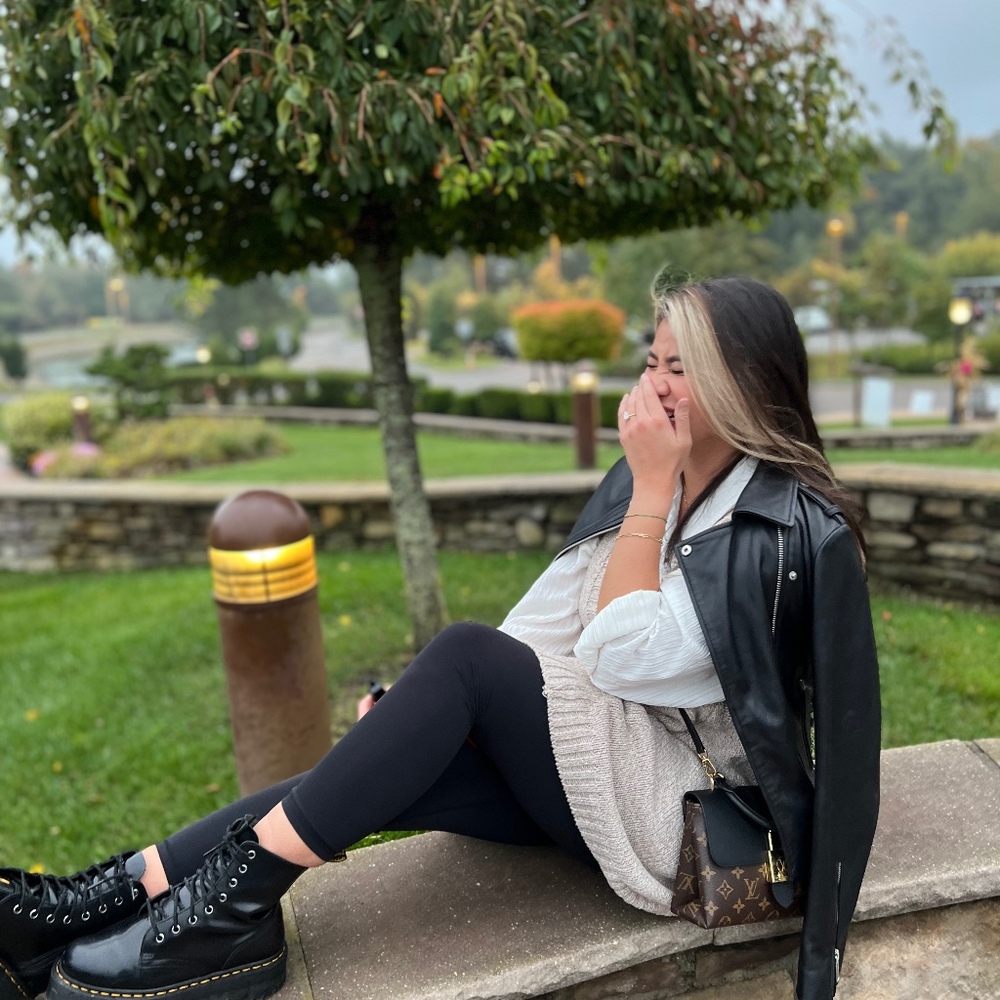 Meet your Posher, Anna